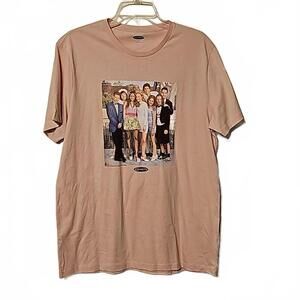 Old navy CLUELESS cast t shirt. Unisex size L